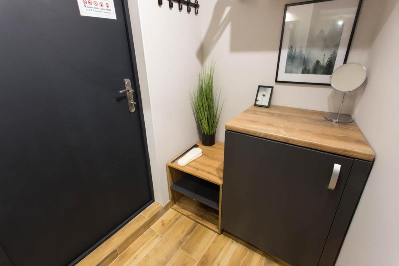 Cozy Apartment In The Center - Podilskyi Lane 7 Kharkiv Extérieur photo